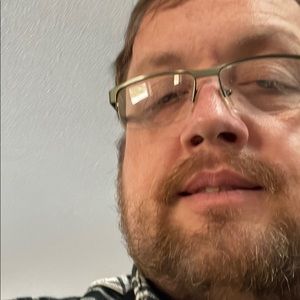 Meet your Posher, Adam